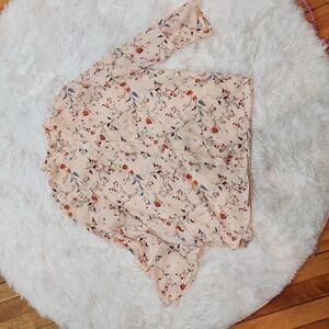 List soft pink floral blouse. Peterson collar. Size small